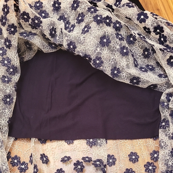 NWOT Alarmira Milano Lace Navy Blue & White Floral Midi Skirt - Picture 5 of 10